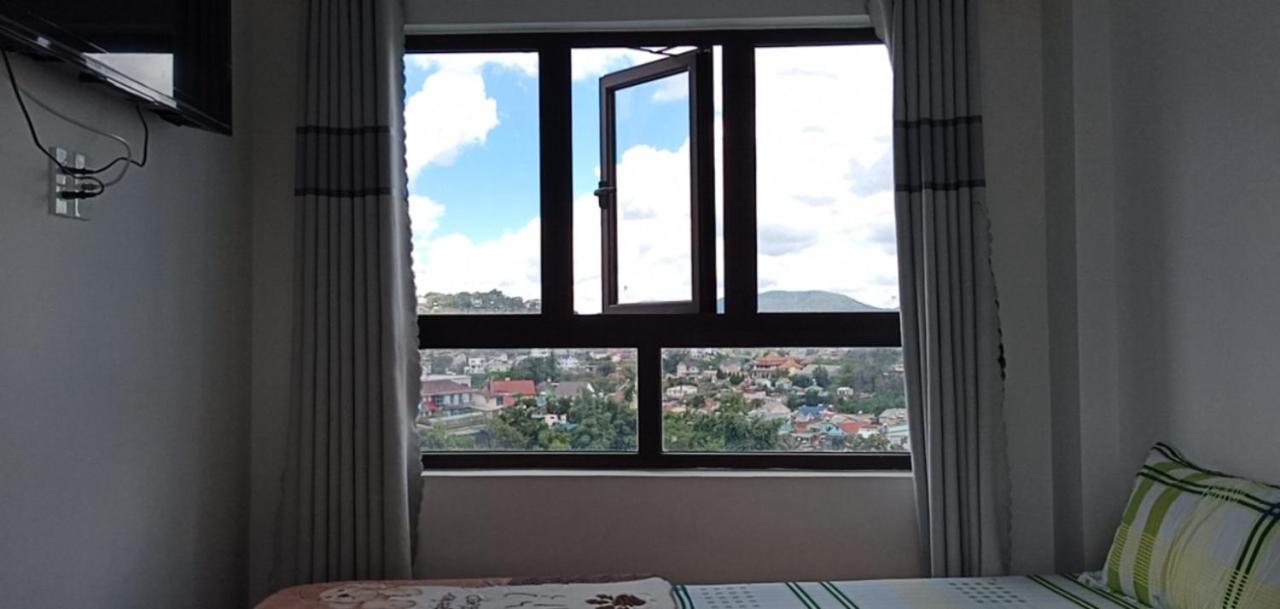 Nha Nghi Gia Tien Lägenhet Dalat Exteriör bild
