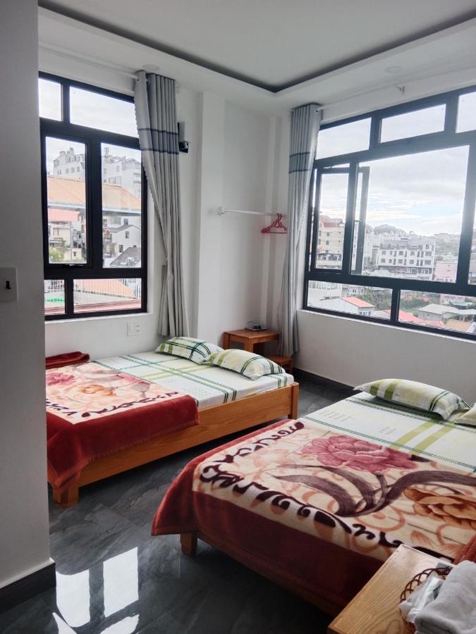 Nha Nghi Gia Tien Lägenhet Dalat Exteriör bild